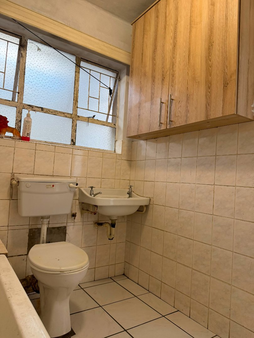 1 Bedroom Property for Sale in Gardens Western Cape